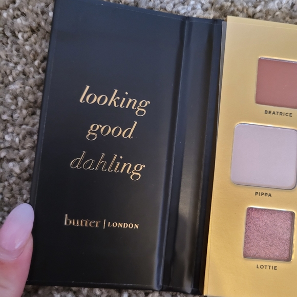 Butter London Teddy Girl Eye Shadow Pallette - Picture 4 of 7